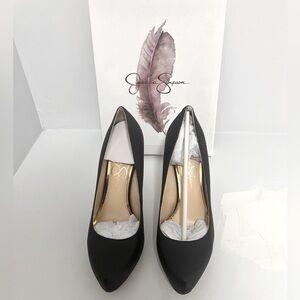 Parisah pump from Jessica Simpson. Size 7 1/2 M..